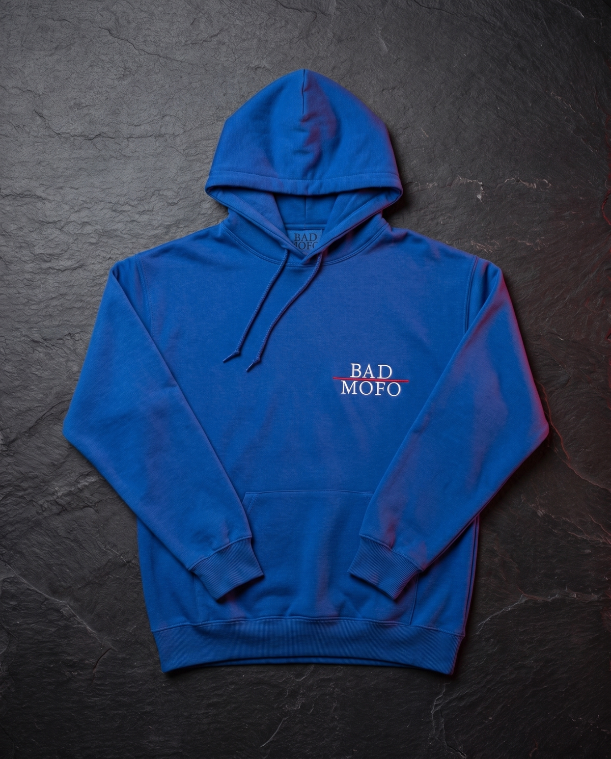 Blue sweatshirt - dark studio